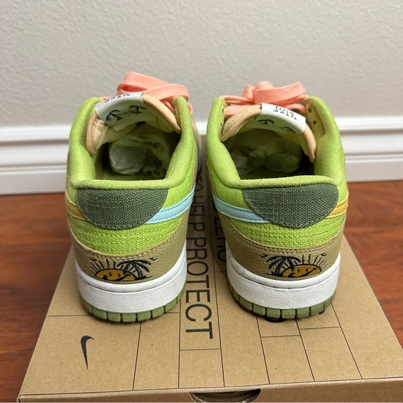Nike Dunk Low Next Nature Sun Club Size 10.5 - Picture 4 of 8